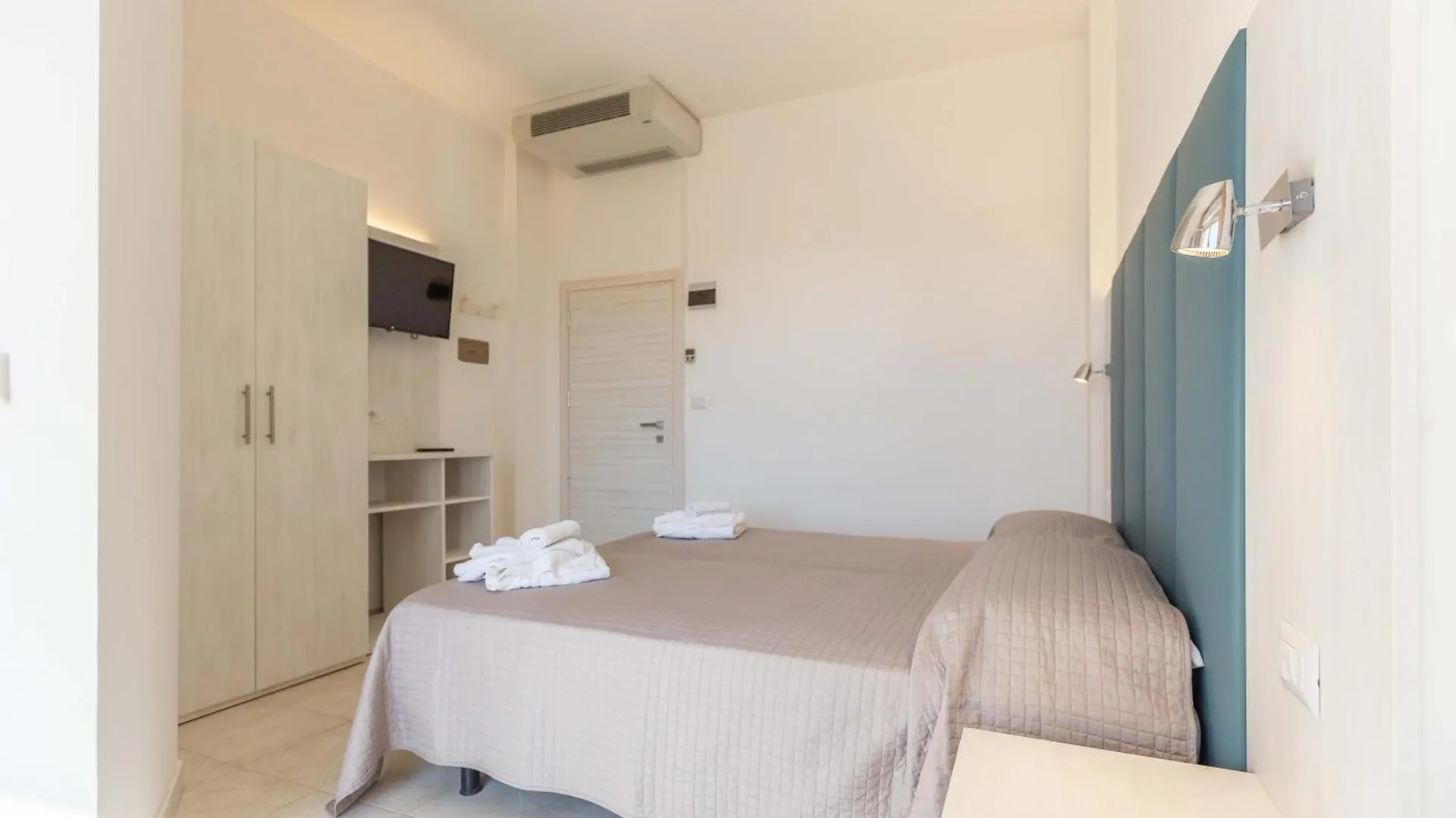 Hotel Ribot Rimini